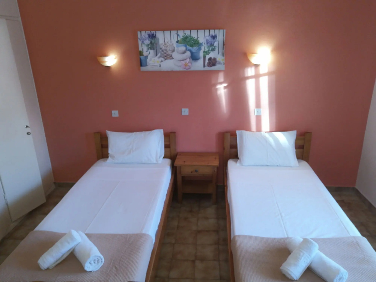 Elli Marina Studios and Apartments