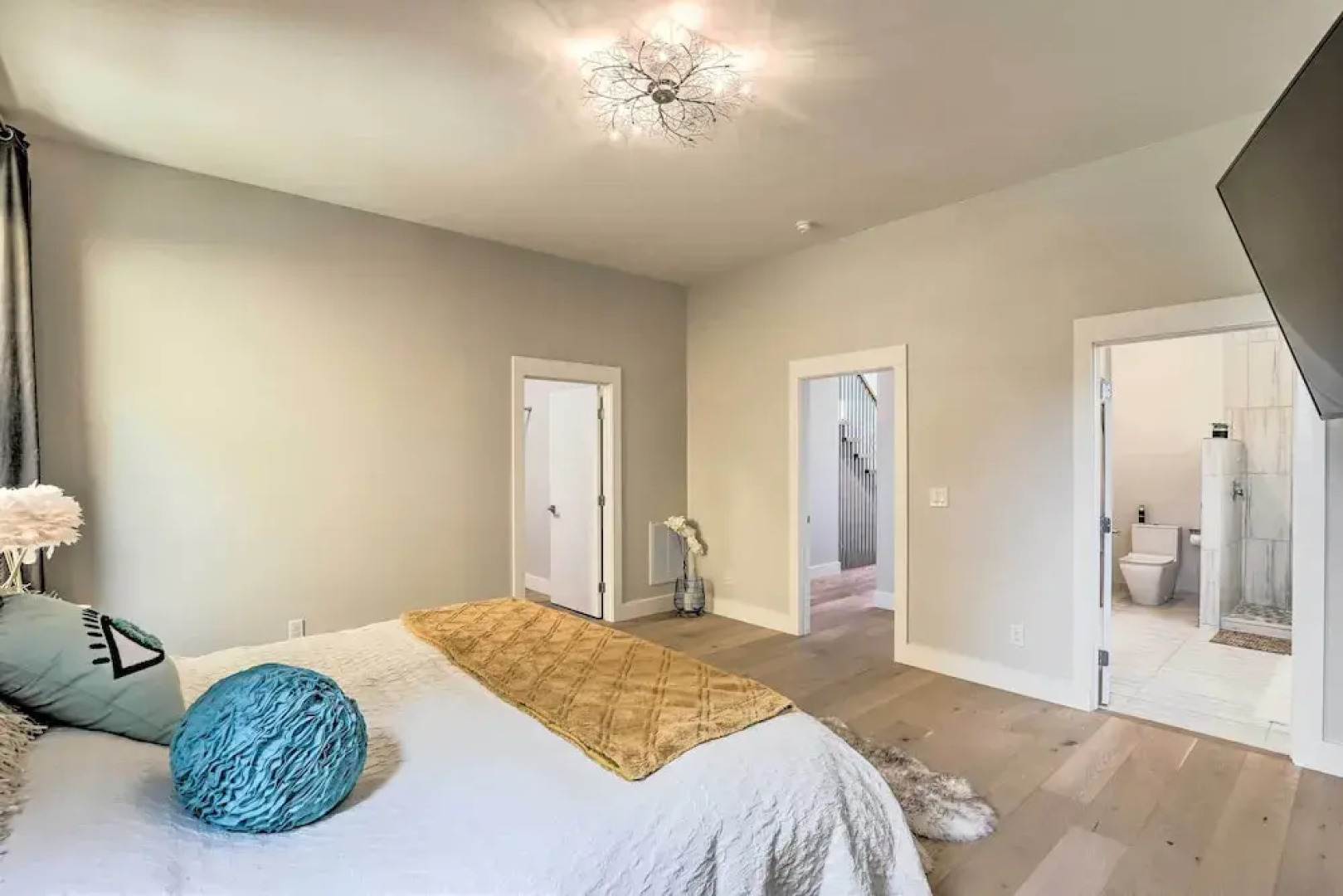 Luxe Asheville Home w/ Stunning Mountain Views!