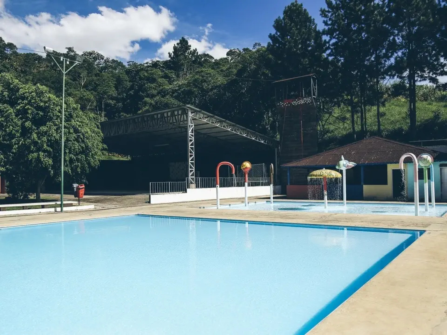 Aruana Hotel Acampamento e Eventos