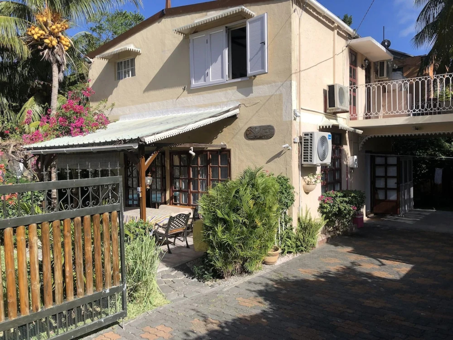 Villa with Heated Pool