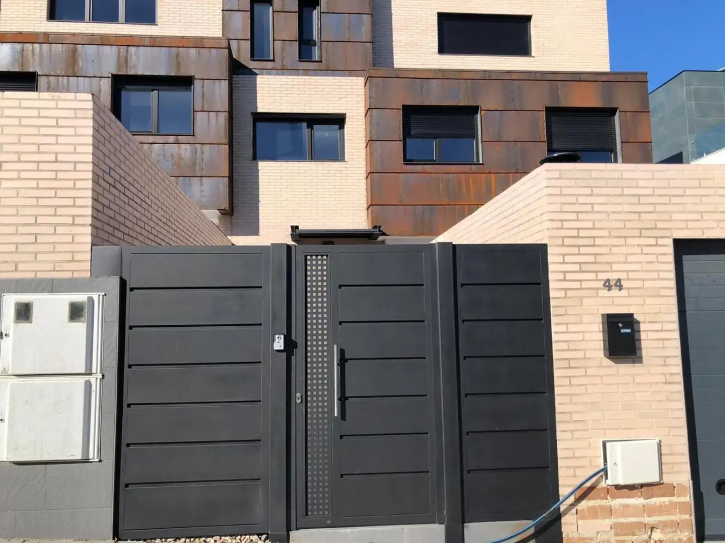 Agradable chalet con piscina privada cerca de Madrid