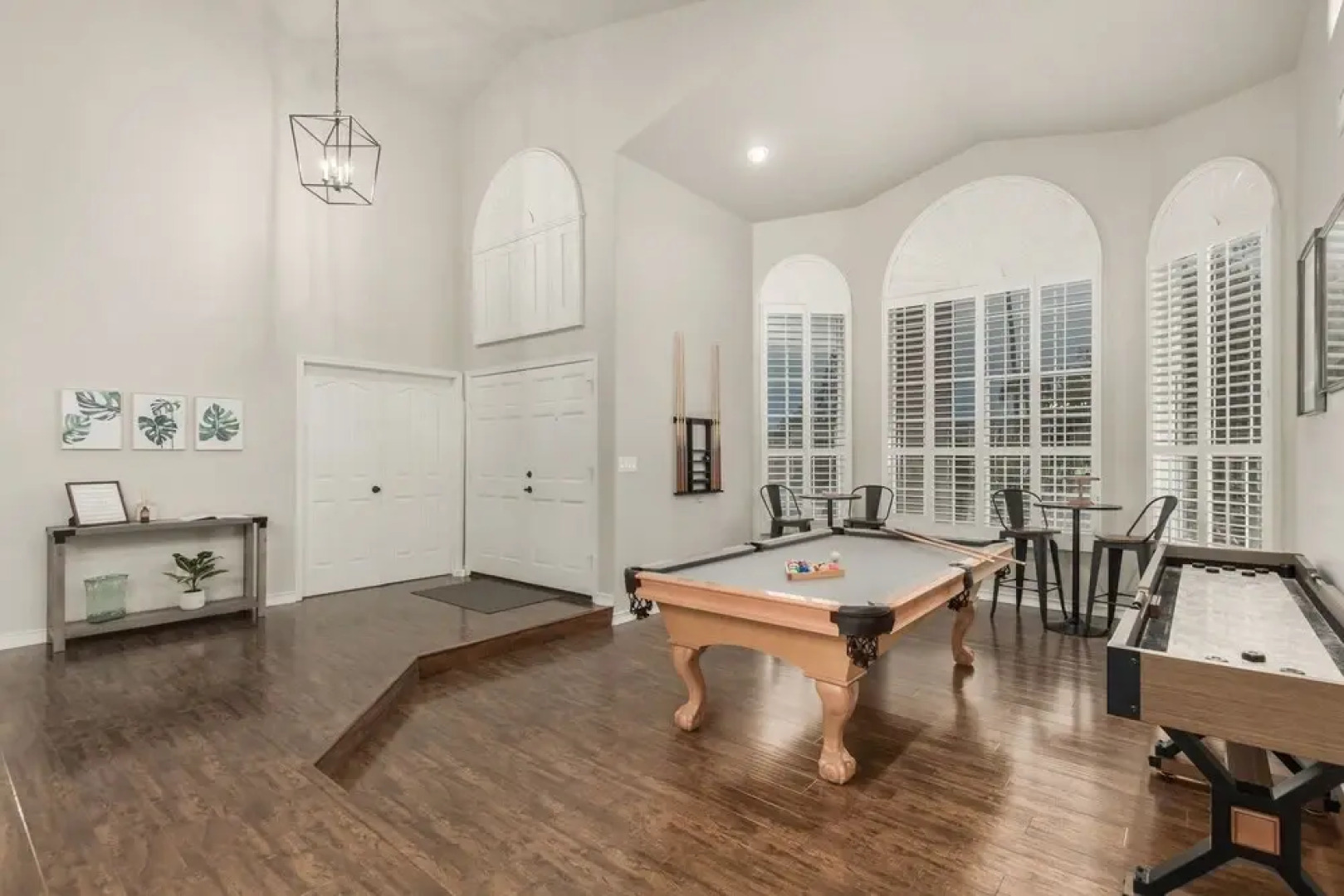 Citrus Cove Mesa 4 Bedroom Home by RedAwning