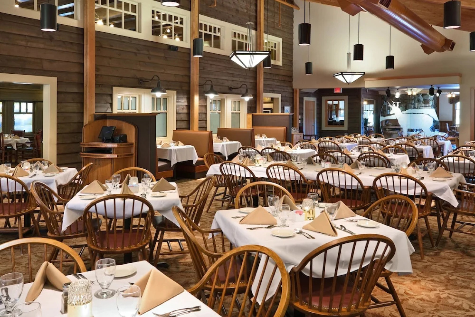 State Game Lodge & Resort