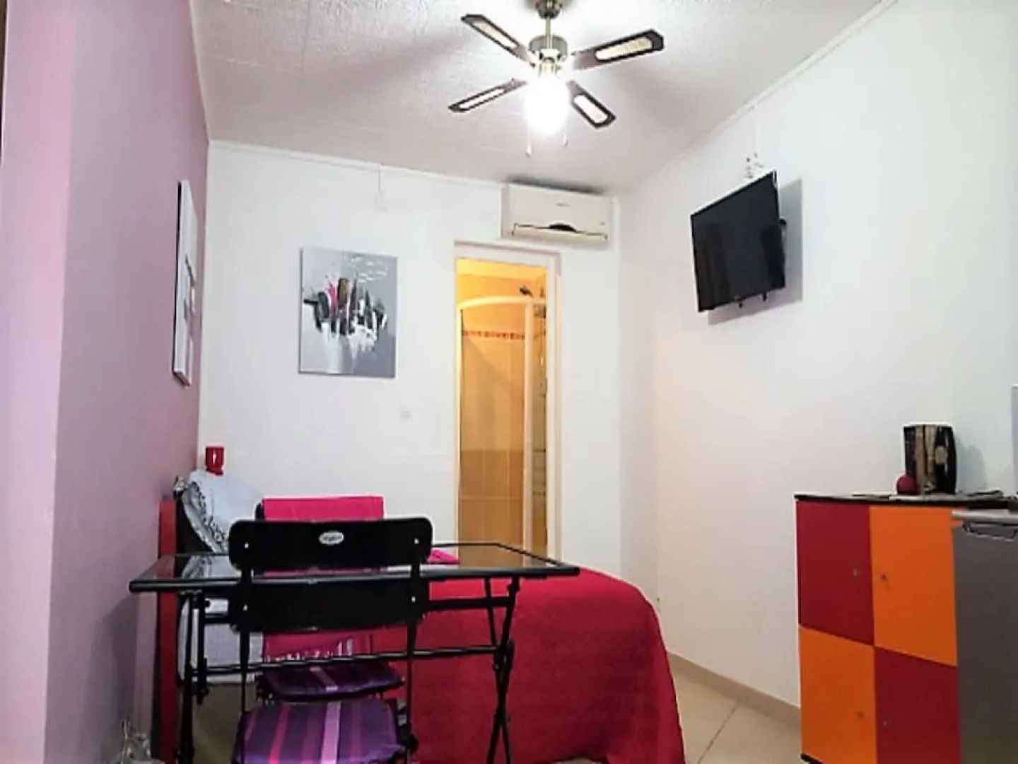 COLIBRI PAYS- Adults Only