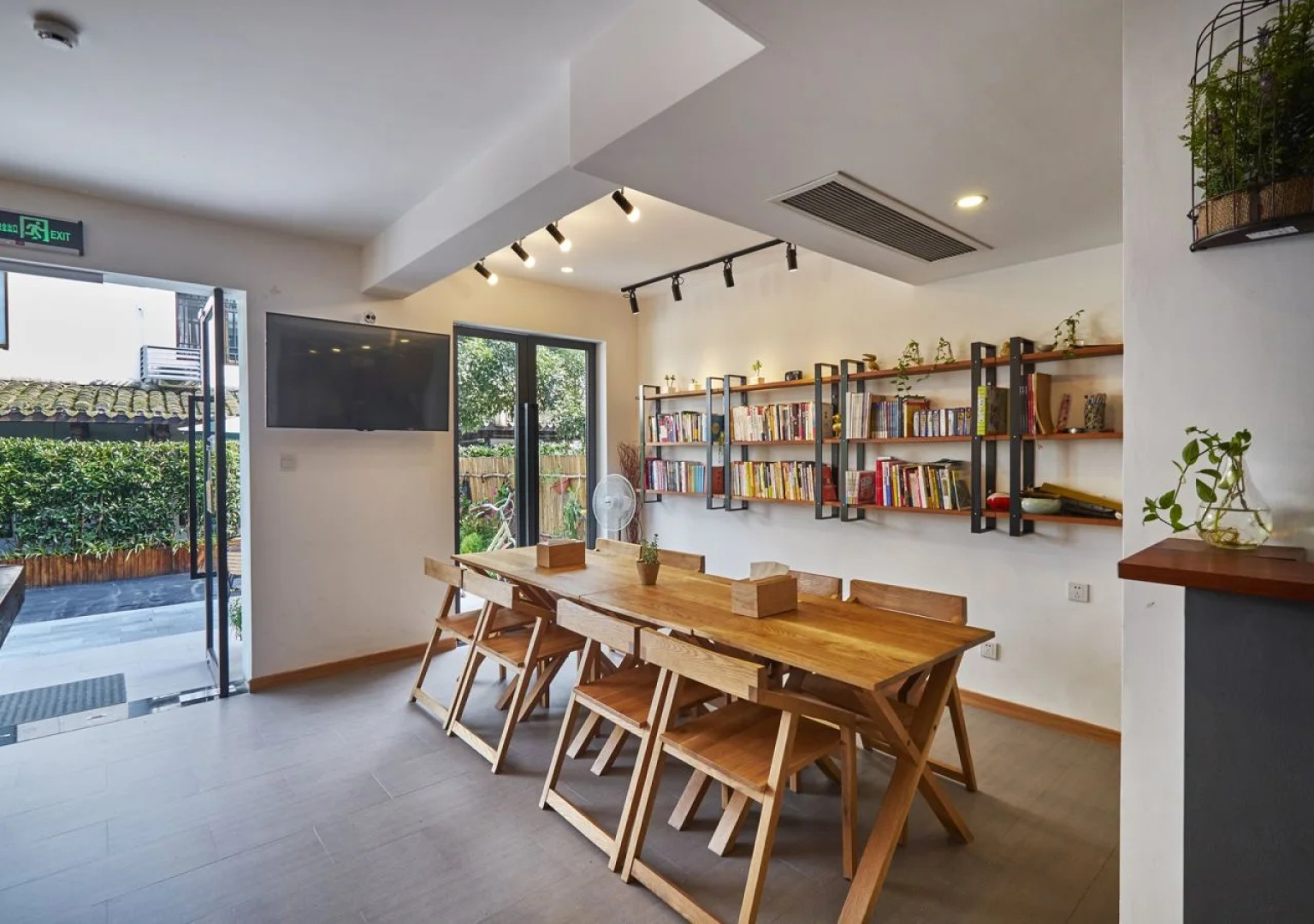 Hangzhou West Lake Yueshang Yunshe Boutique Homestay