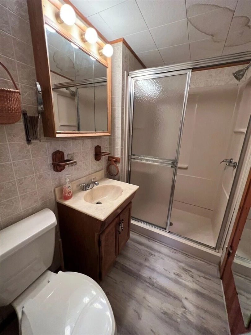 Camp Carroll Limit 6 3 Bedroom Home by RedAwning