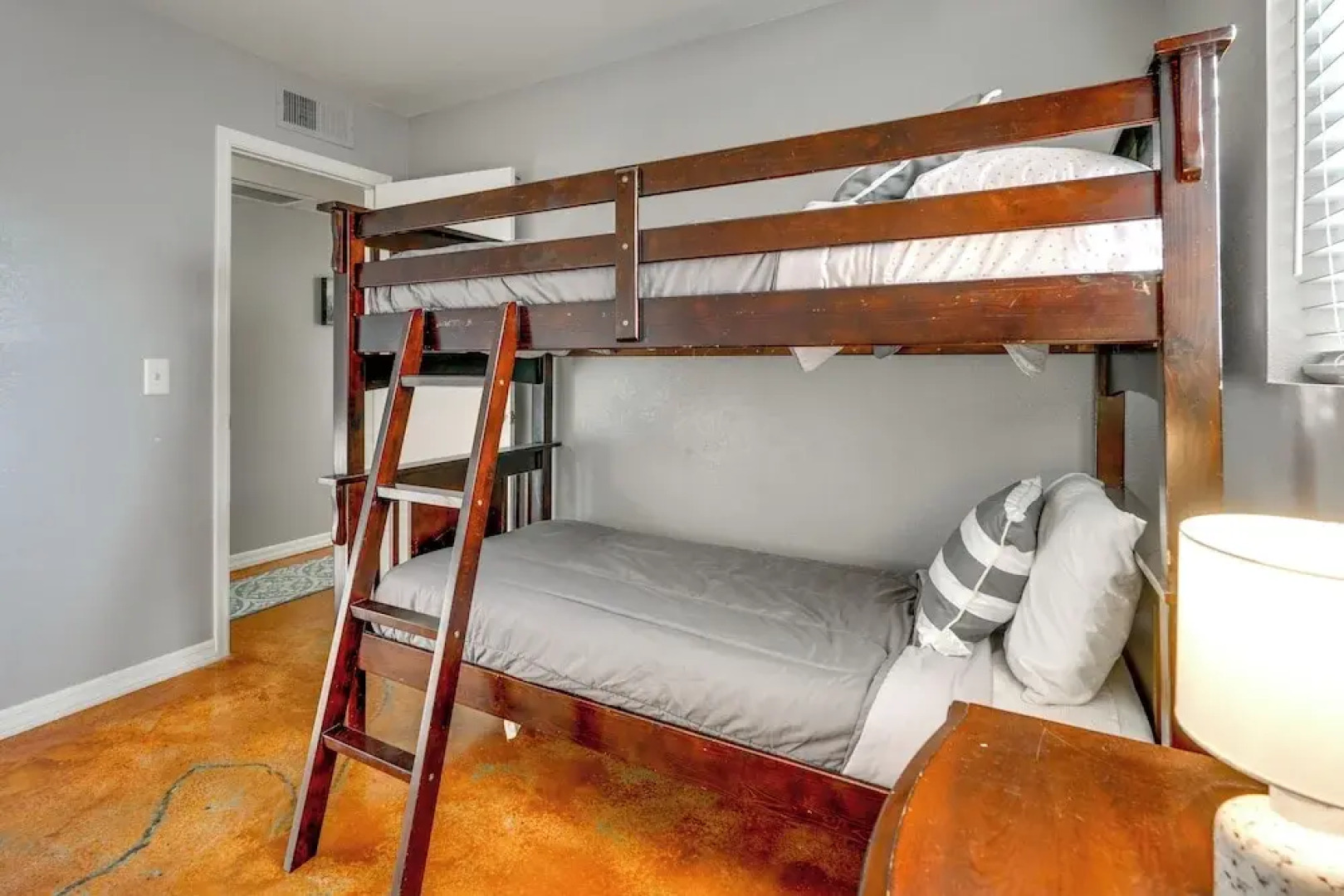 5 Mi to Asu: Tempe Home w/ Heated Pool & Fire Pit