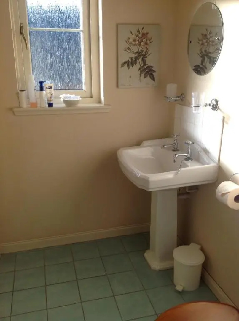 Wellingtonia Apartment