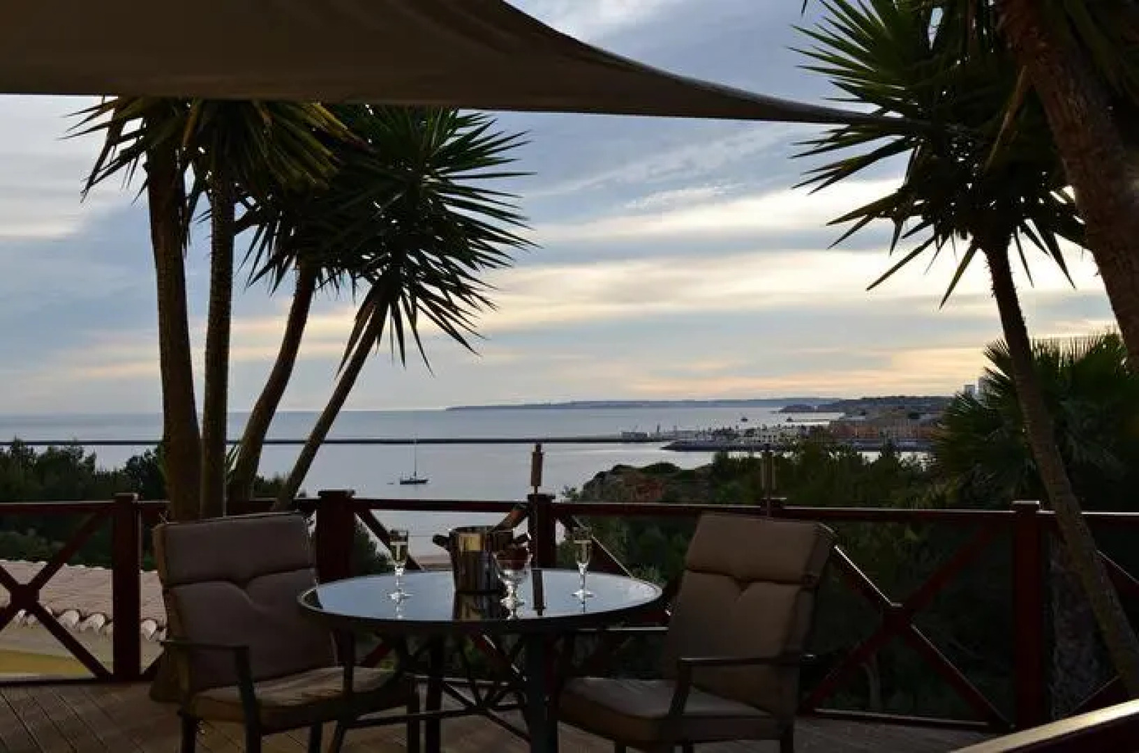 Encosta da Praia Guest House