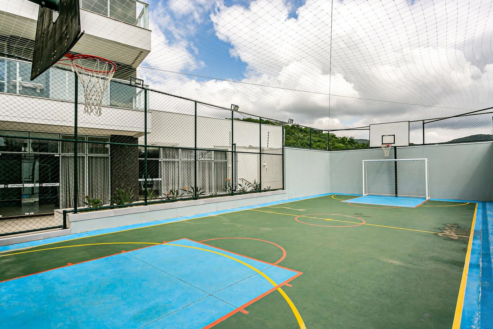 Apto novo e sofisticado a 150m Praia Brava ABC201