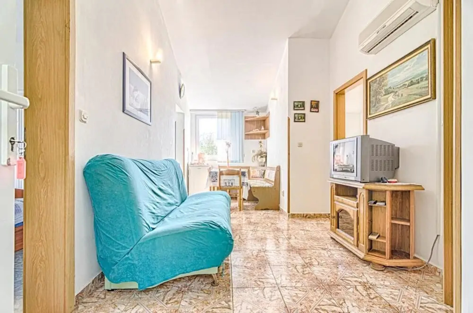 Comfort Pool Apartments