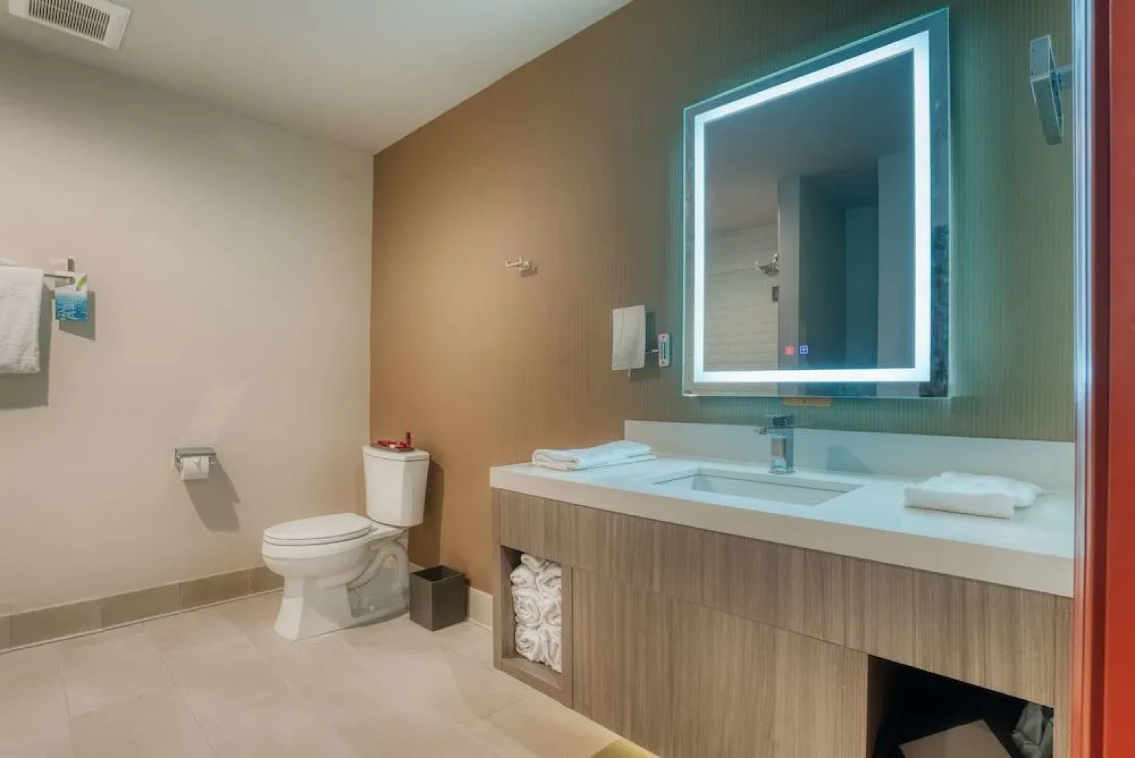 Best Western Premier NOHO Inn