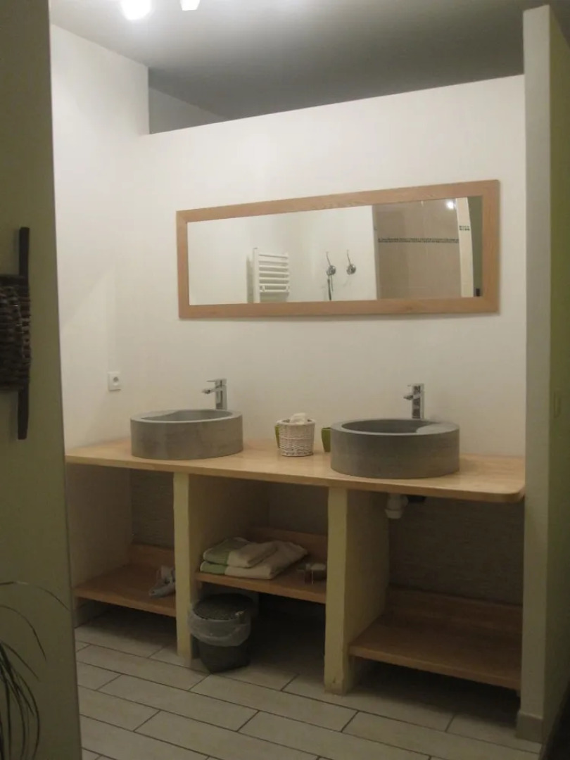 Sur Le Chemin Des Buvats