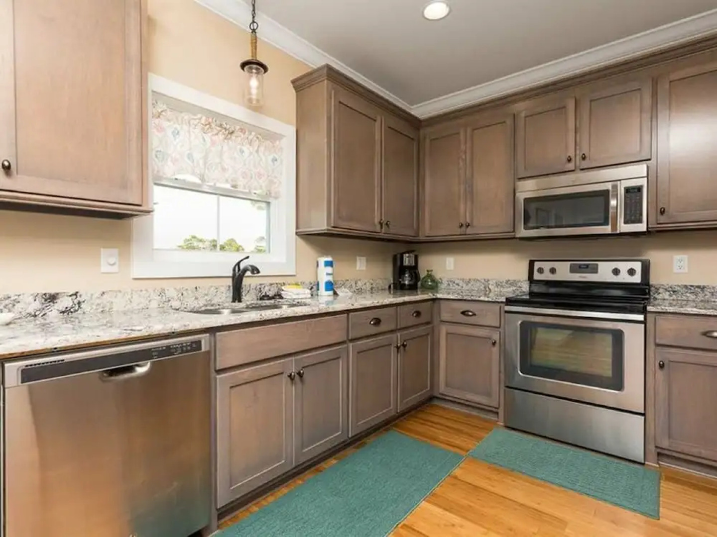 Mahi Hideaway by Meyer Vacation Rentals