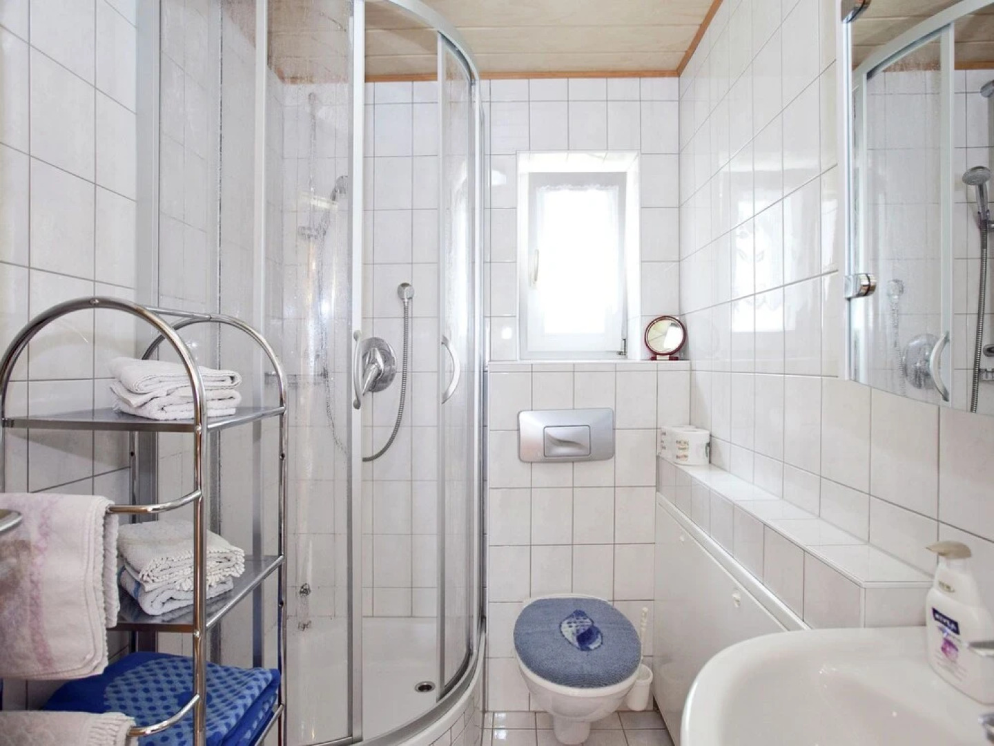 A Modern, 4 Person Holiday Home with Sole Occupancy with Mit All-Inclusiv-Card