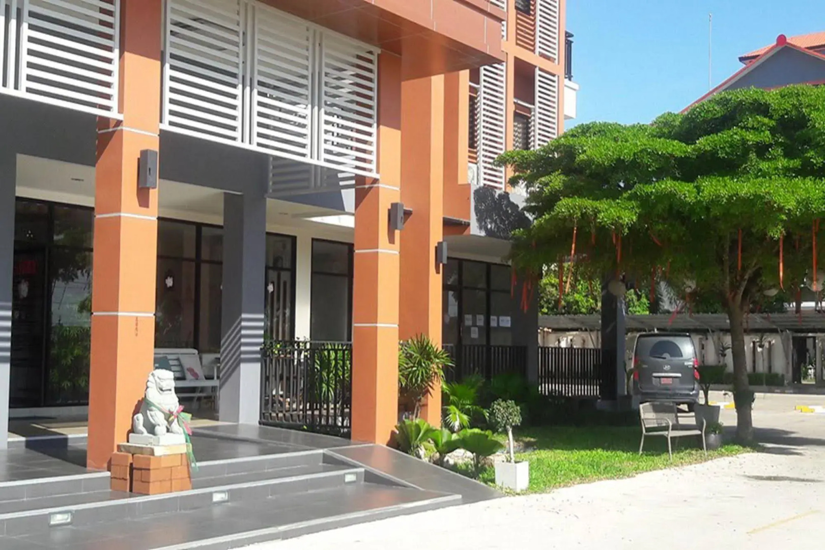 Sakura Boutique Hotel