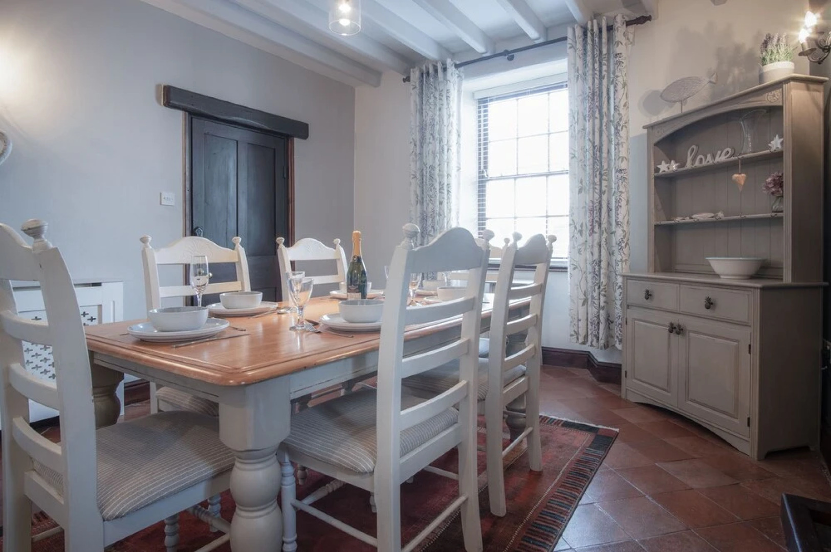 Tregoyr - 3 Bedroom Holiday Home - St Florence