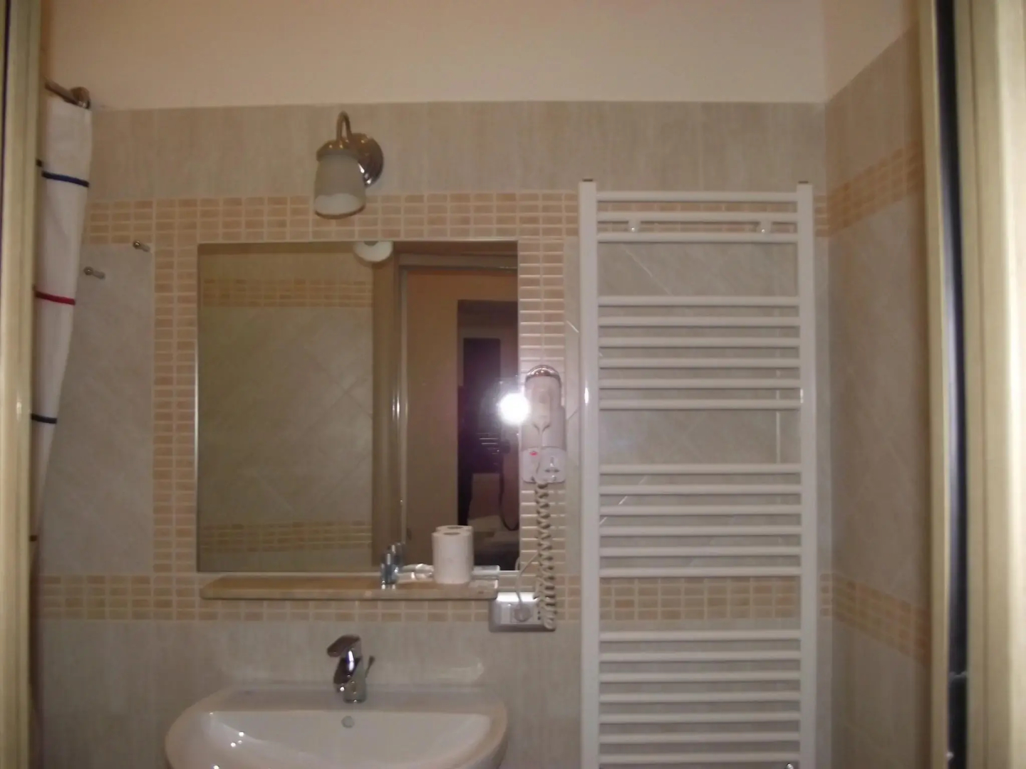 Hotel Elide