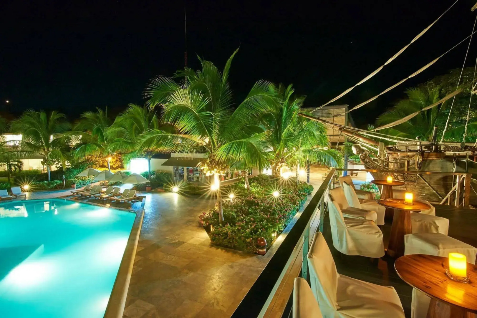 Punta Sal Suites & Bungalows Resort