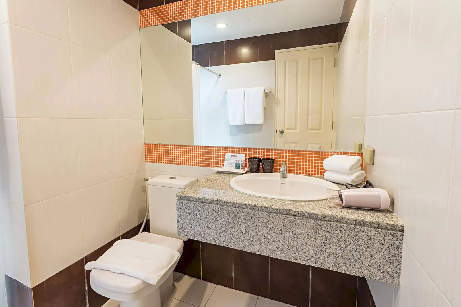 iSanook Airport Residence