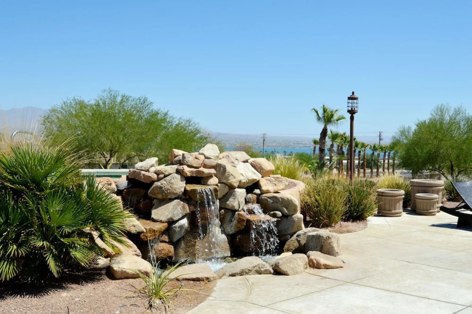 Gorgeous 3BD Havasu Home with Lake View