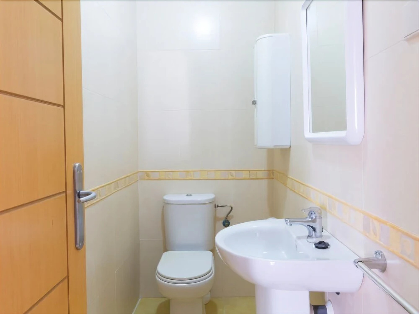 La Marina II, luminoso apartamento junto a la playa