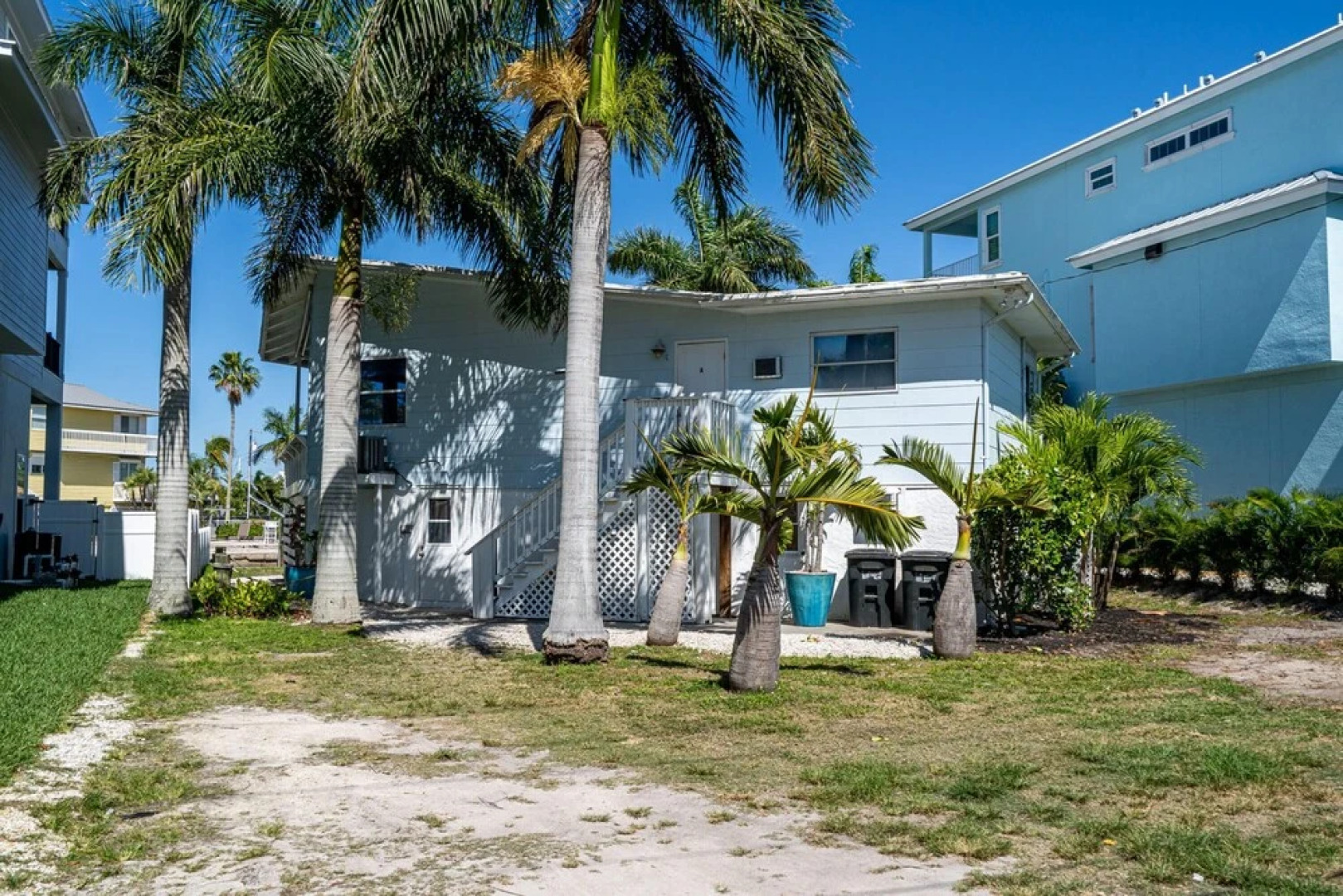 621 Estero - Charming Cozy Cottage by Coastal Vacation Properties