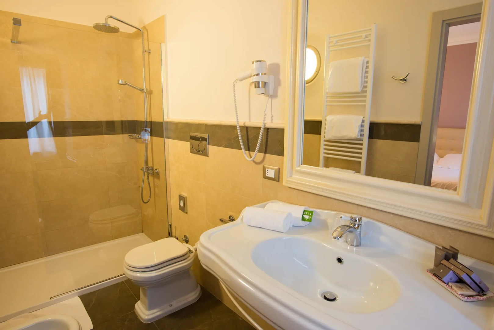 Palazzo dei Mercanti - Historical Residence