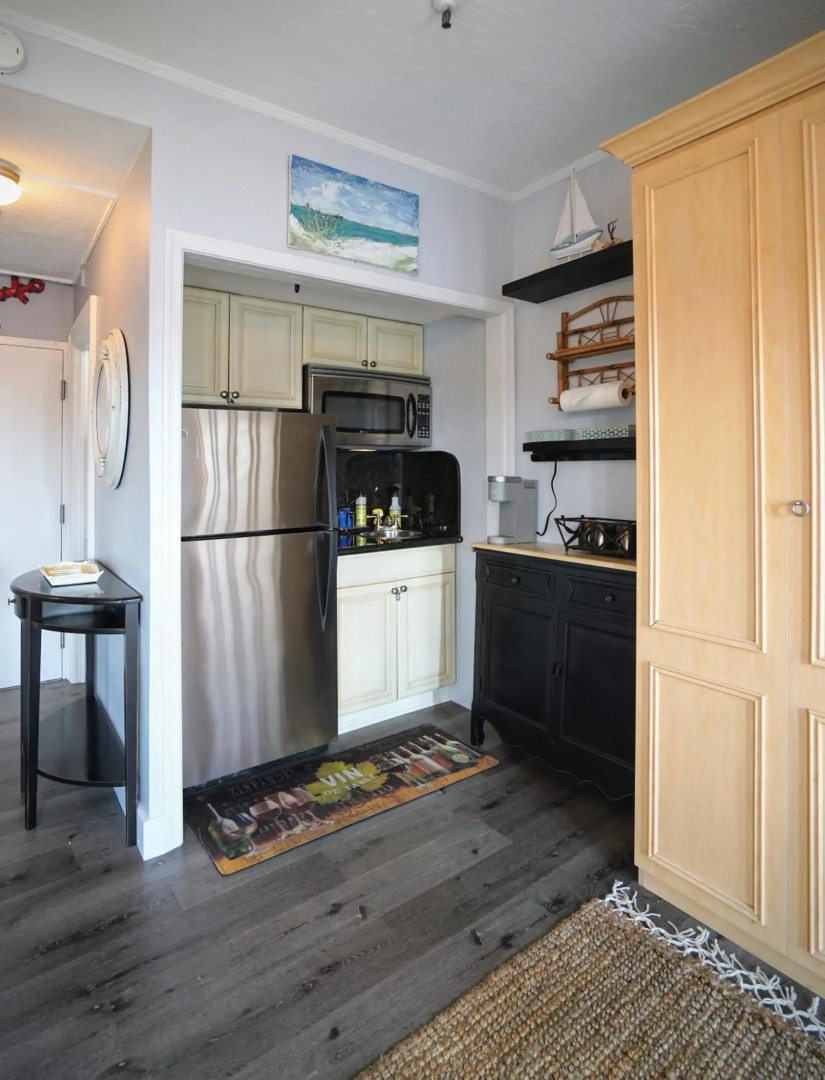 Tropicals of Palm Beach Condominium