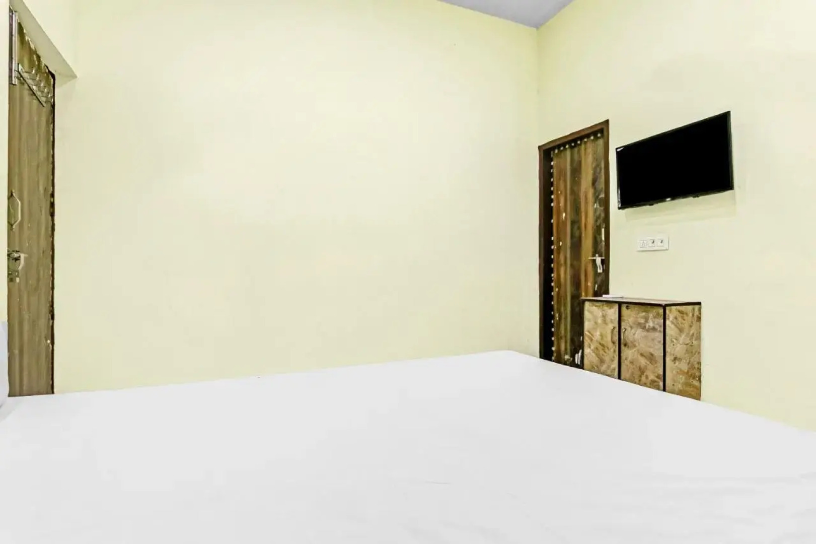 Oyo Flagship 703738 Hotel Prince In