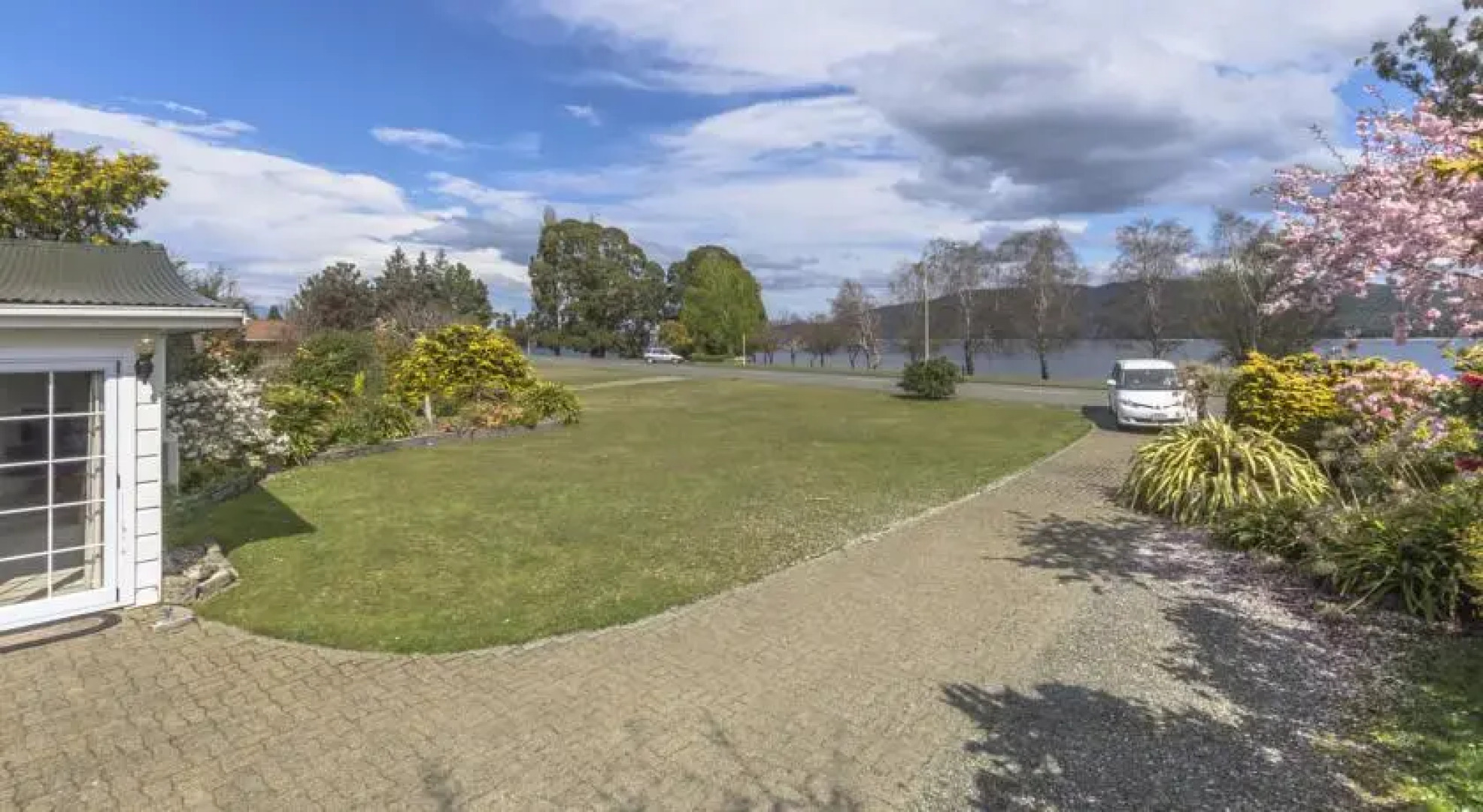 Te Anau Holiday Houses - Lakeside House