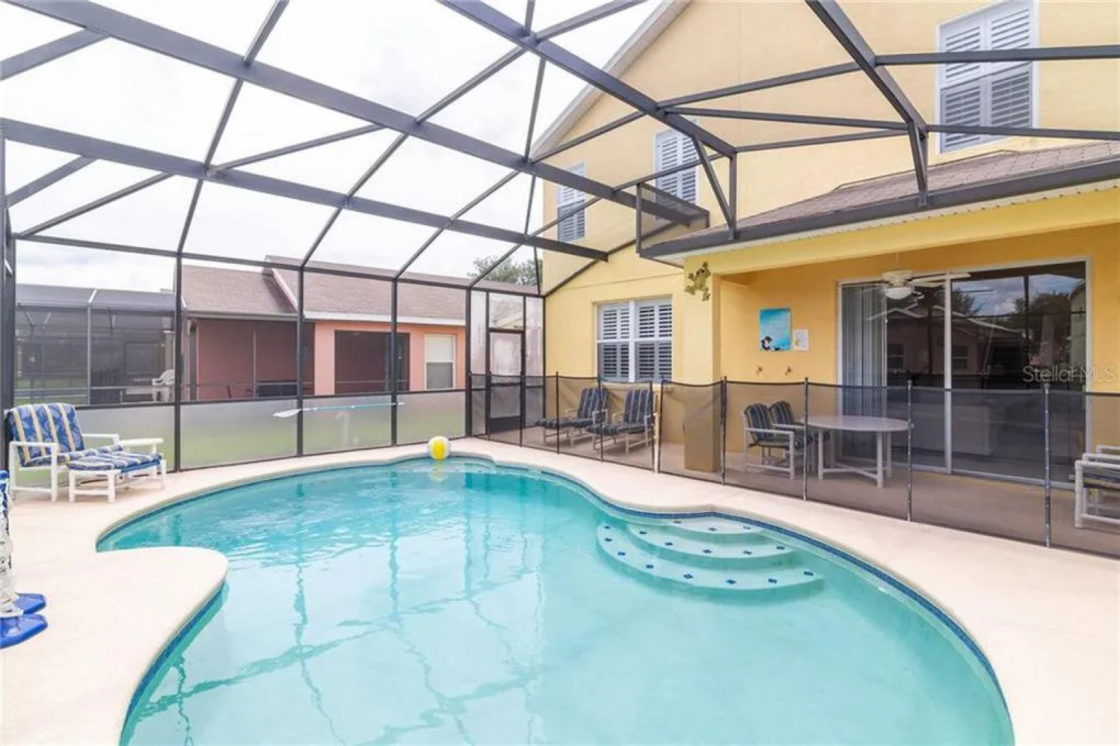 SR130SMW - 4 beds pool home - Close to all parks