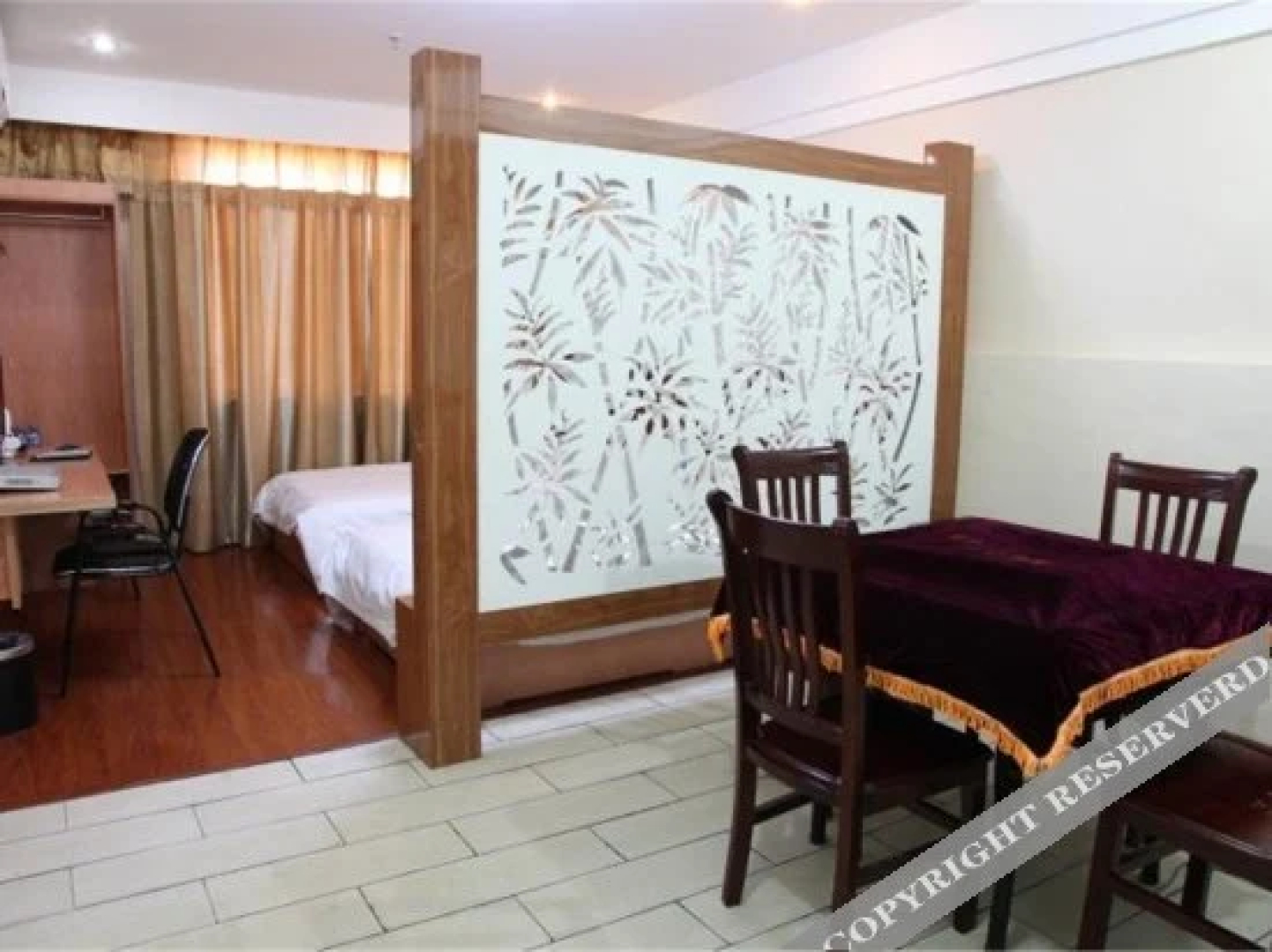 Lijin Express Holiday Hotel