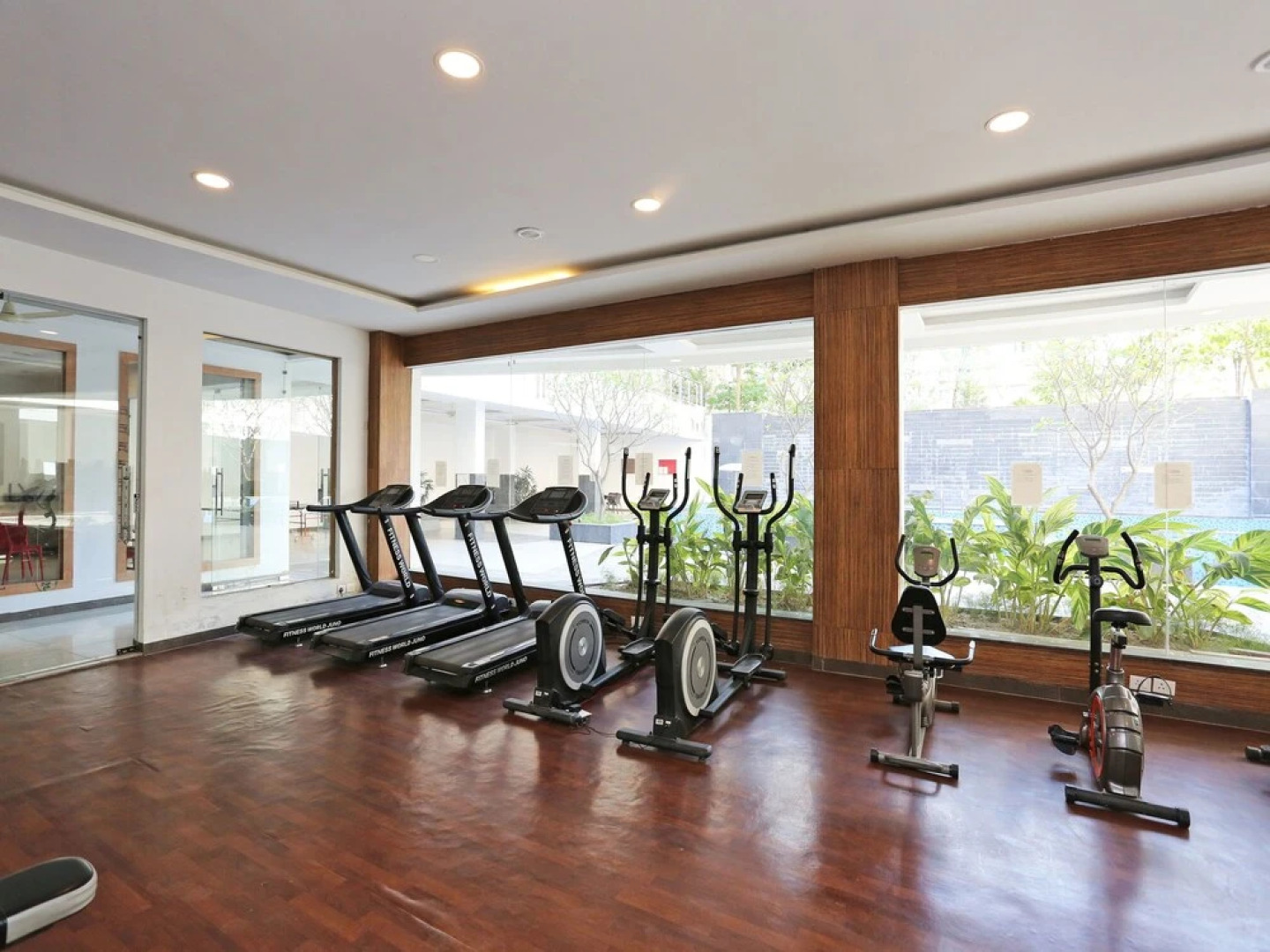 Capital O 13727 Hotel Aarogyam Suites