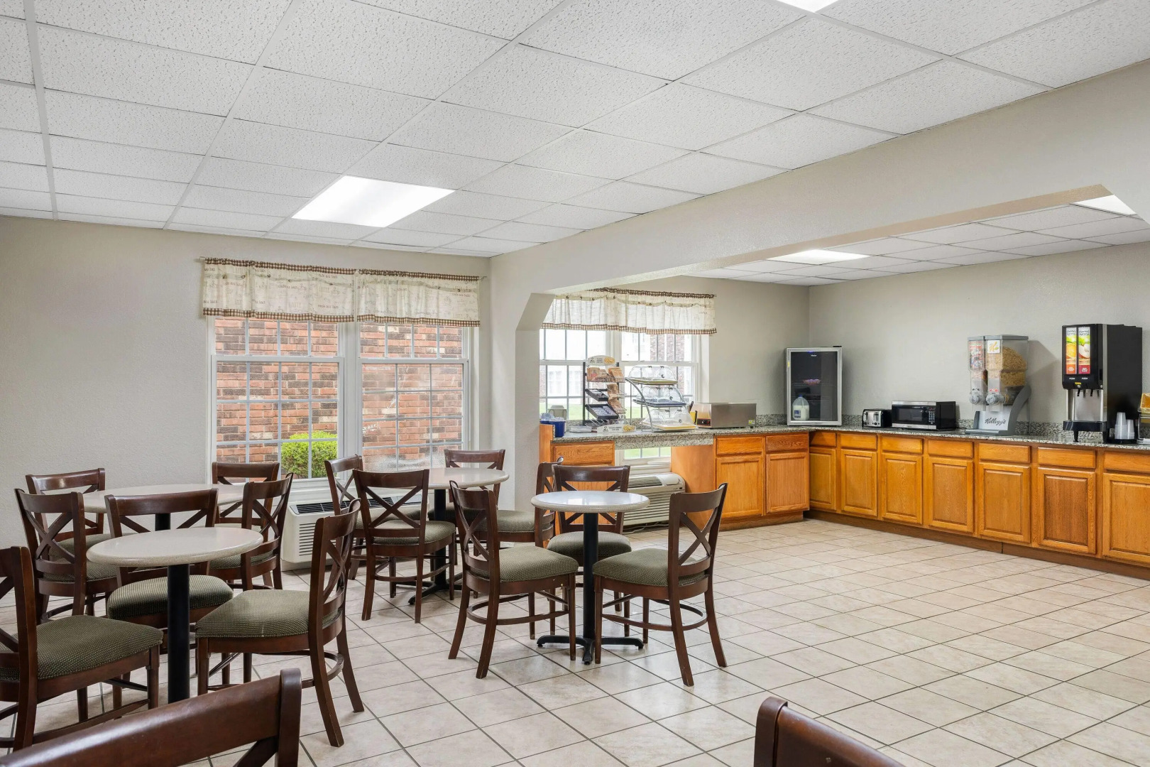 Days Inn by Wyndham Madisonville