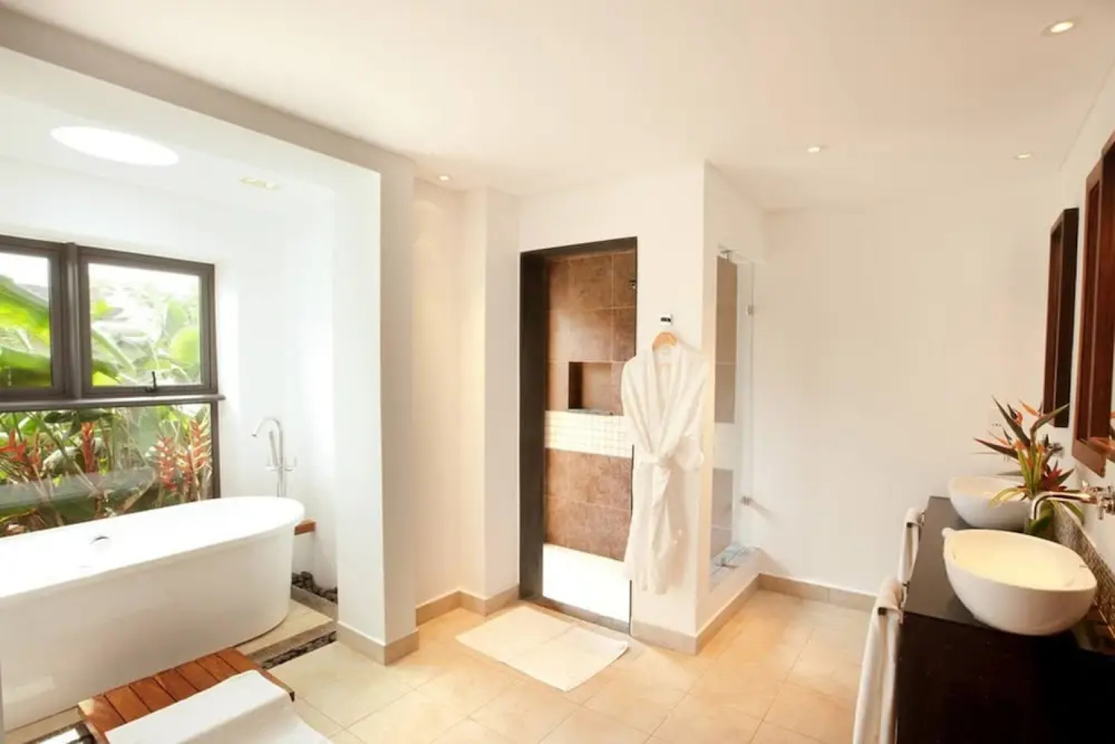 Villa Naiade, Belle Riviere