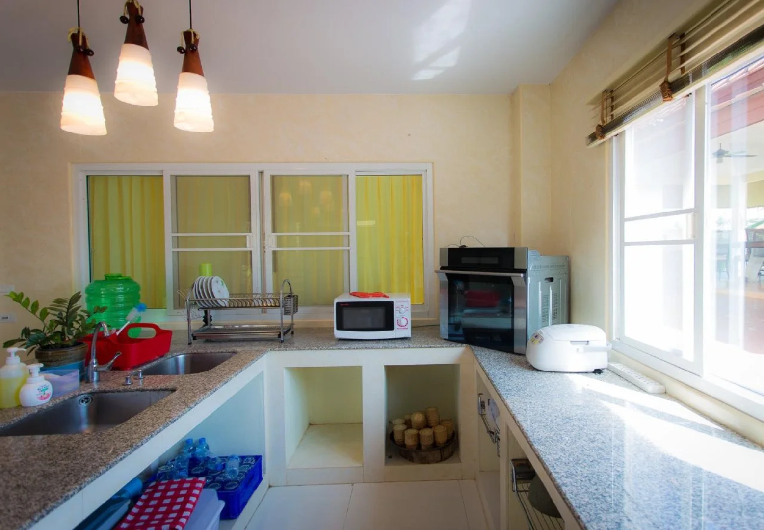 Tharnrarin Villa Suphan Buri