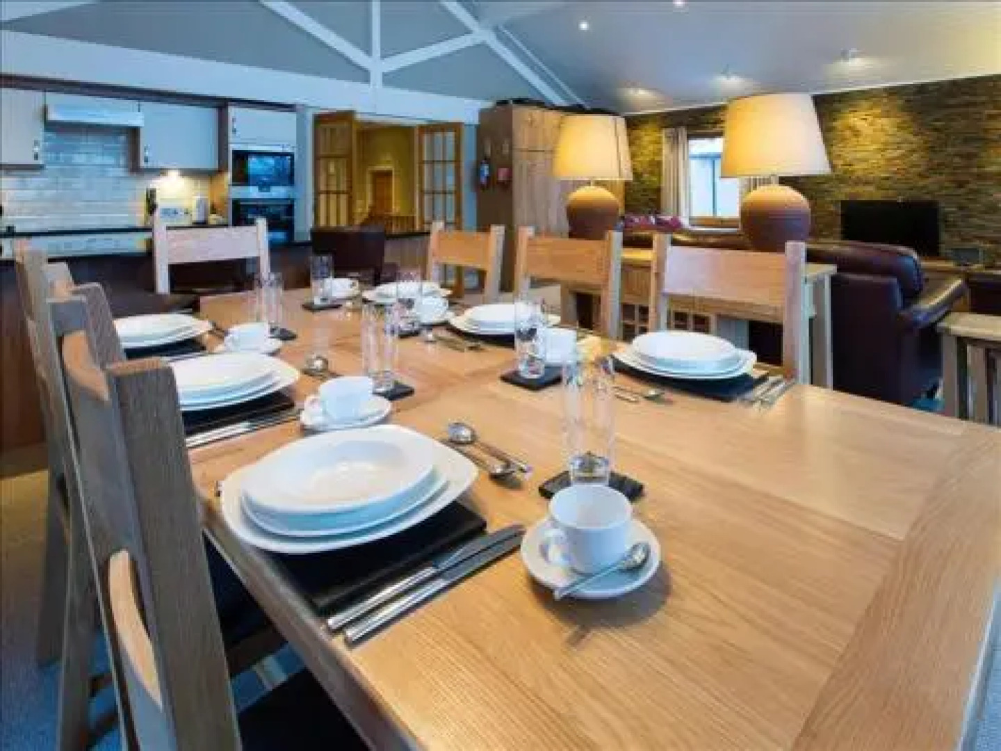 Cameron House Detached Lodge L120