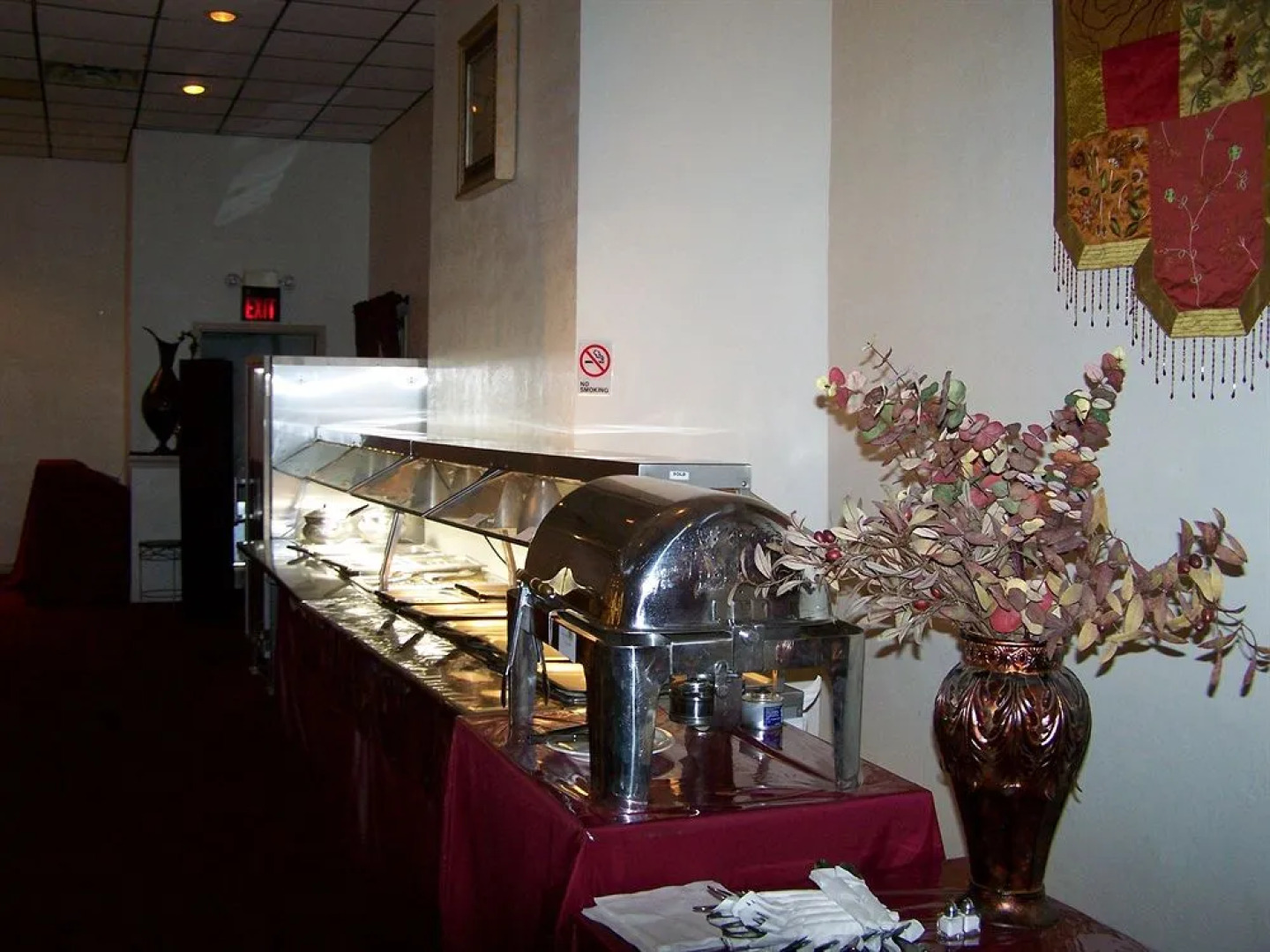 Seasons Inn and Suites