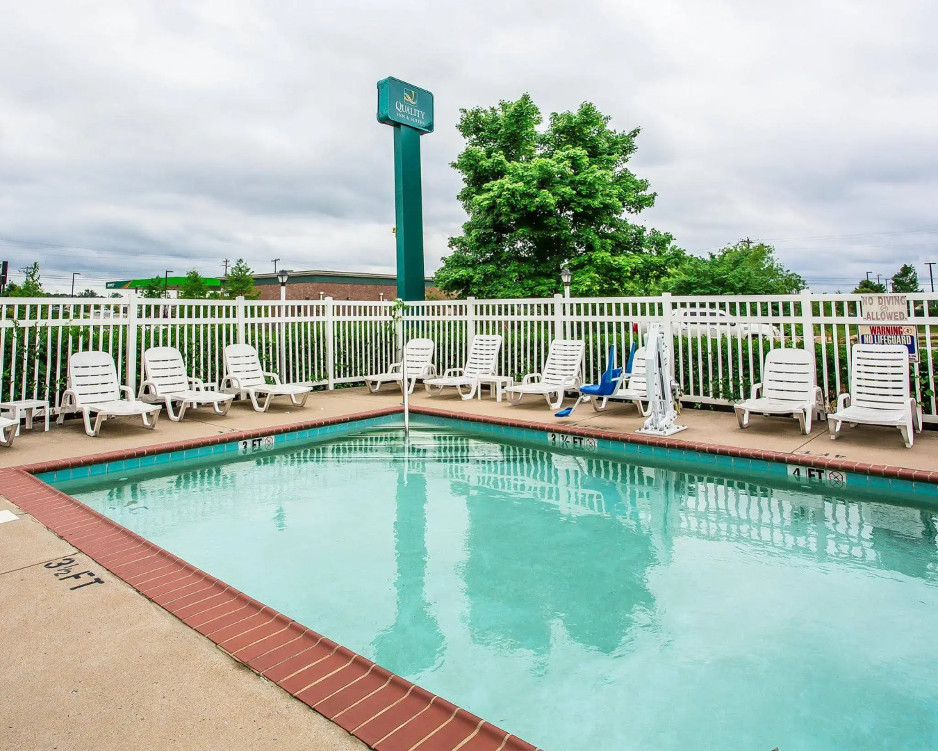 Quality Inn & Suites Mt. Juliet