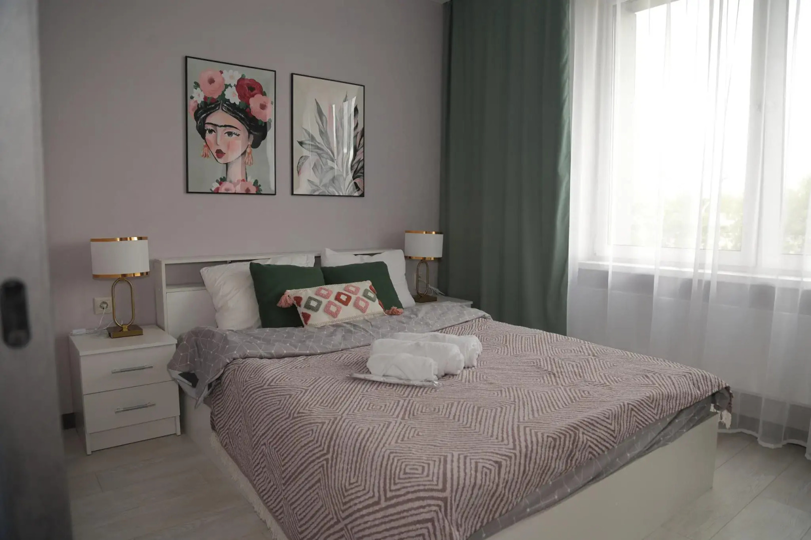 Апартаменты Апартс Лаундж на ул. Солнечная, д. 2