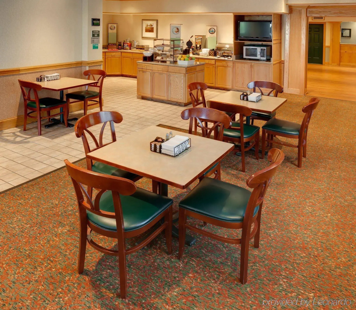 Holiday Inn Express & Suites Columbus Airport East by IHG