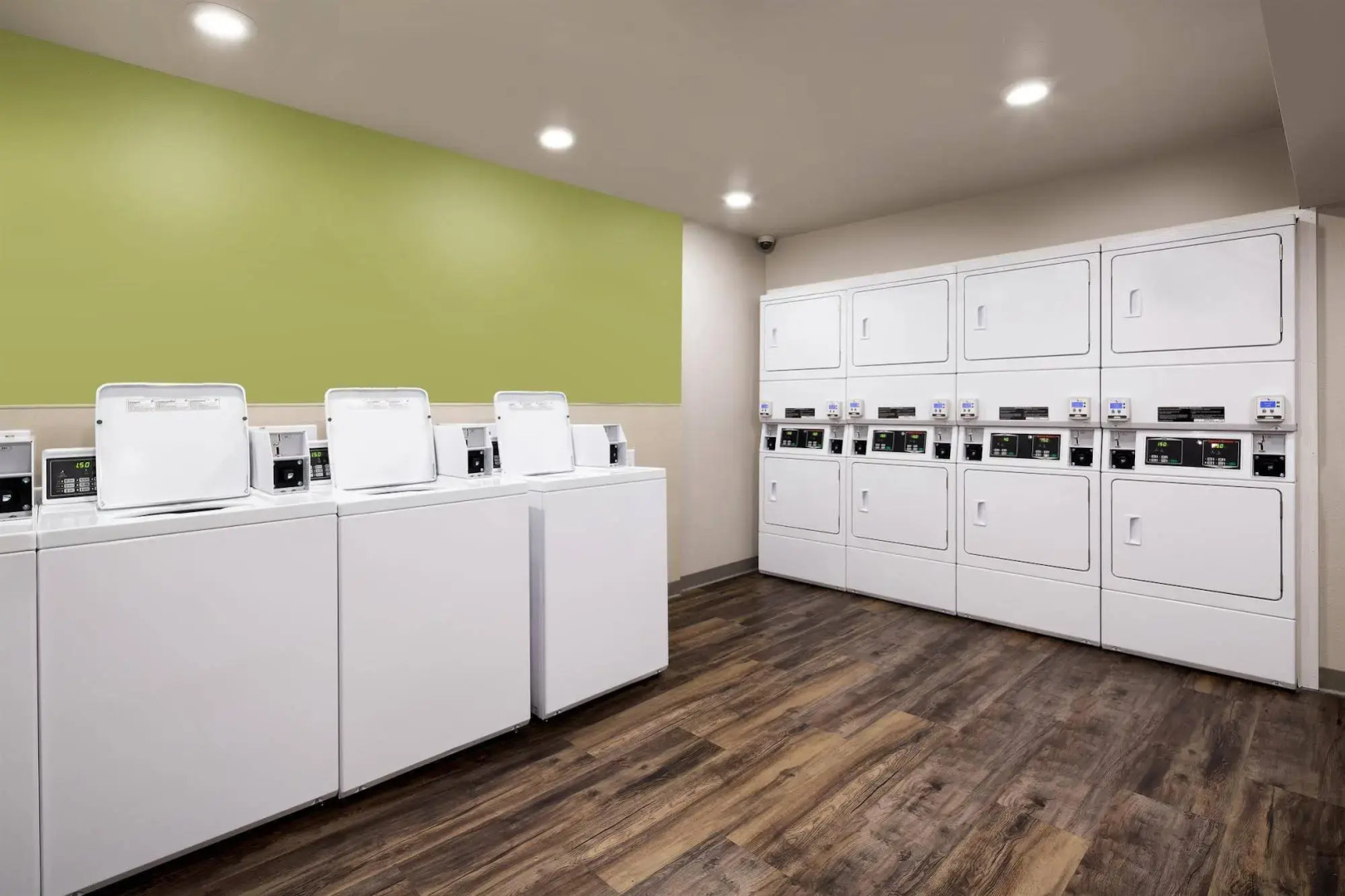 WoodSpring Suites Houston IAH Airport