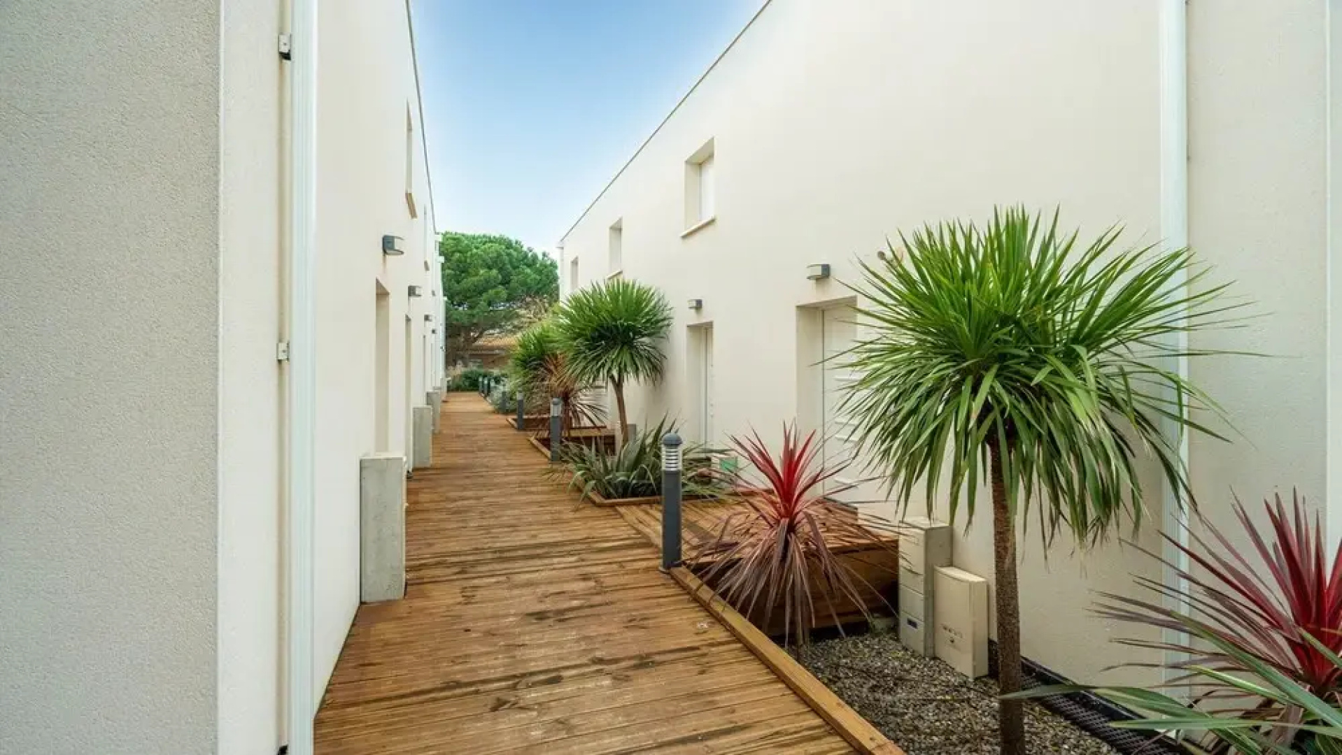 Seaside Villa Escape in Valras-plage