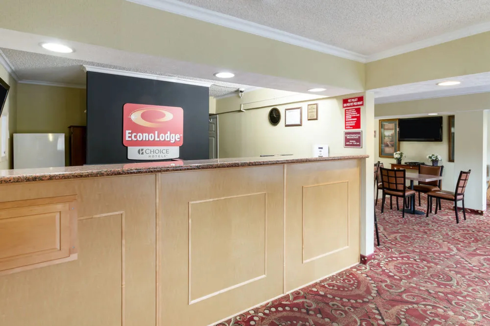 Econo Lodge Huntington - Barboursville University Area