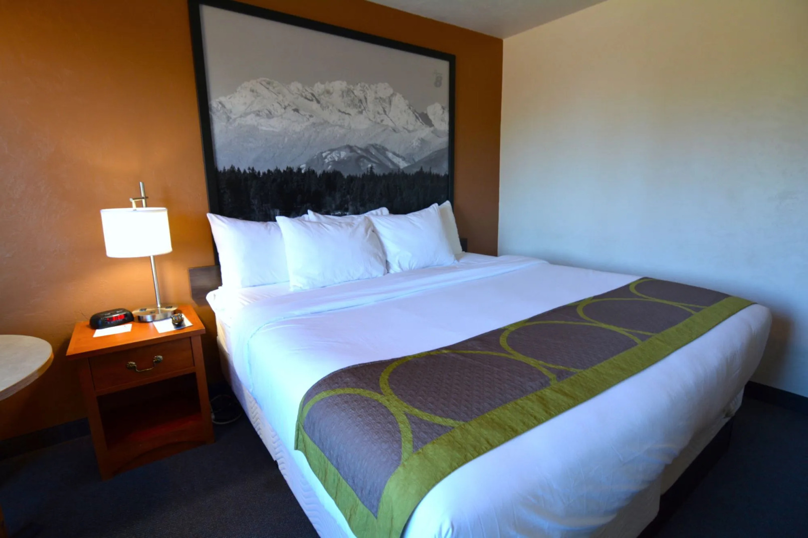 Отель Super 8 by Wyndham Port Angeles at Olympic National Park