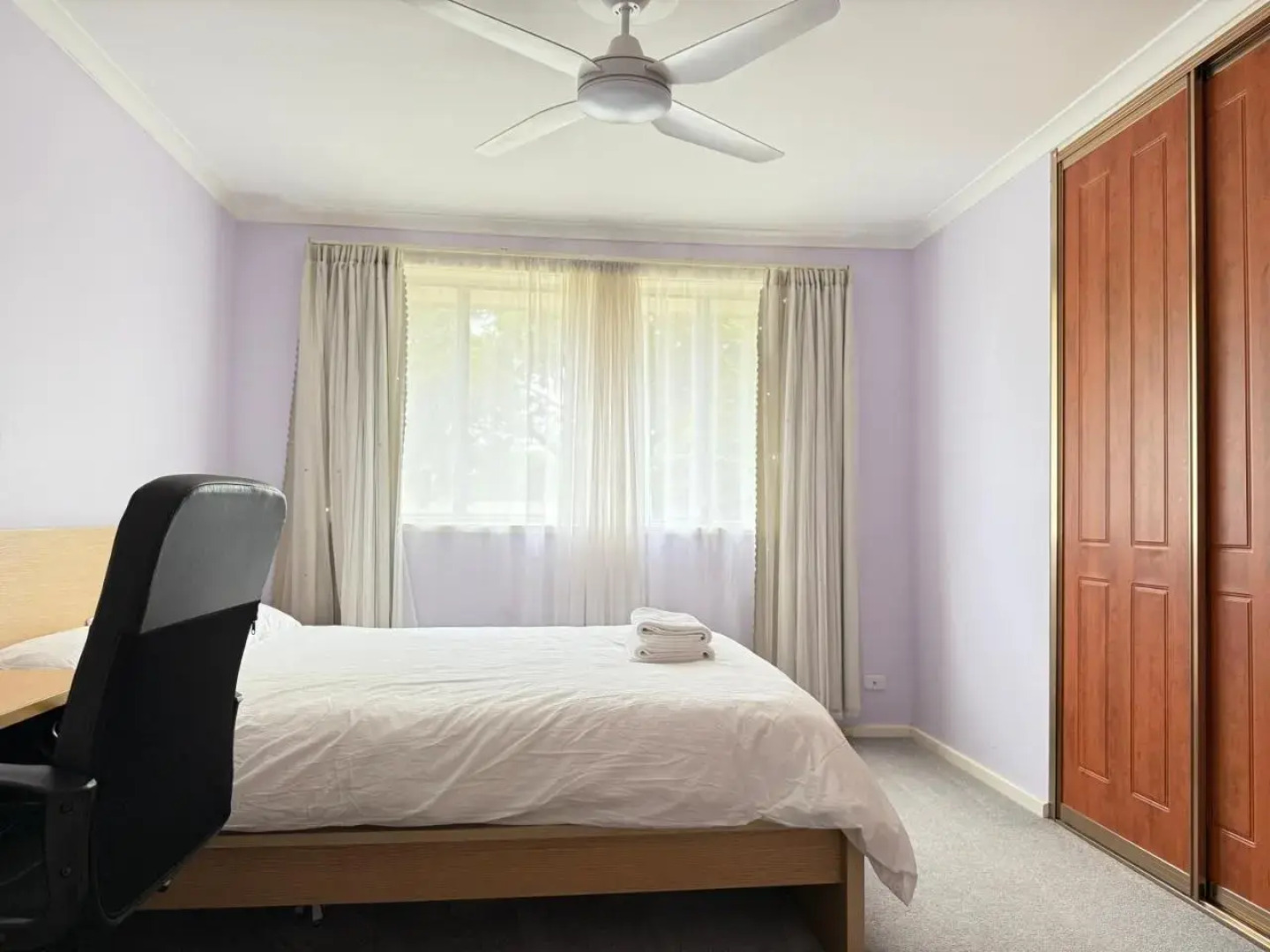 Scullin 3BR House, Free WiFi, Netflix, Parking