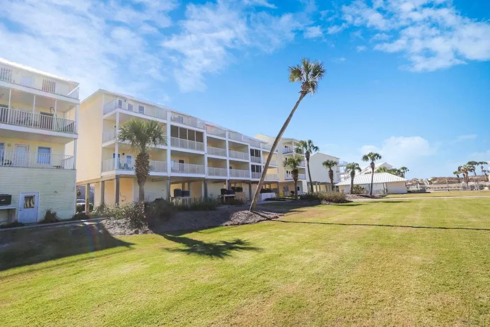 Sea Cliff I-51 Coastal Splendor