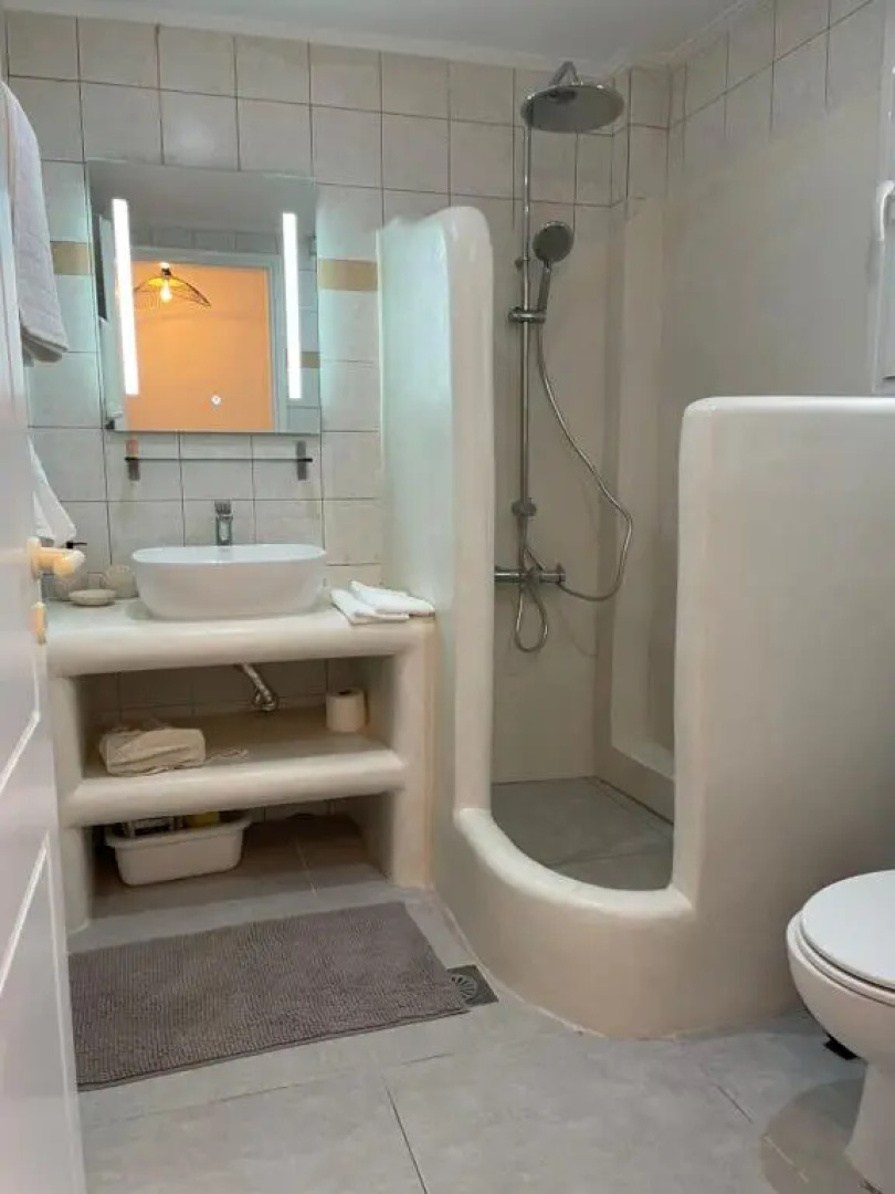 Lovely 2-bedroom apartment in the heart of Ermioni