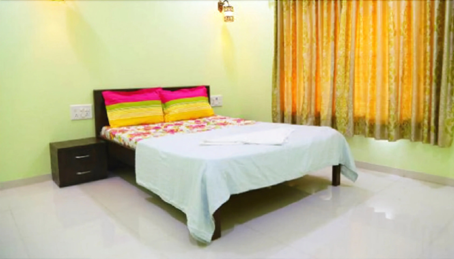 Lotus The Lake View Resort